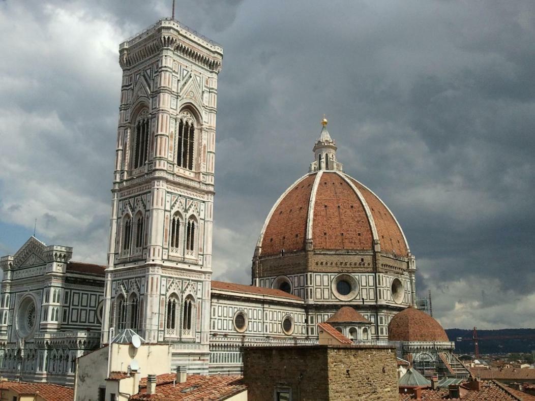Апартаменты Great Apts Few Steps To The Duomo Флоренция Экстерьер фото